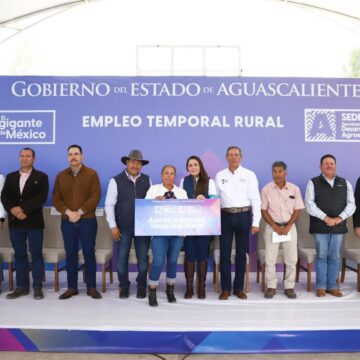 TERE JIMÉNEZ ARRANCA PROGRAMA DE EMPLEO TEMPORAL EN EL LLANO; ADICIONALMENTE ENTREGÓ OBRA PÚBLICA