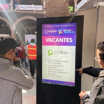 MÁS DE 1,000 VACANTES EN EL JUEVES DE BOLSA DE TRABAJO