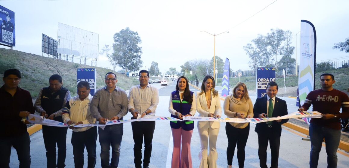 INAUGURA TERE JIMÉNEZ LA AVENIDA JOSEMARÍA ESCRIVÁ DE BALAGUER Y ANUNCIA AMPLIACIÓN DEL PUENTE DE VILLASUR