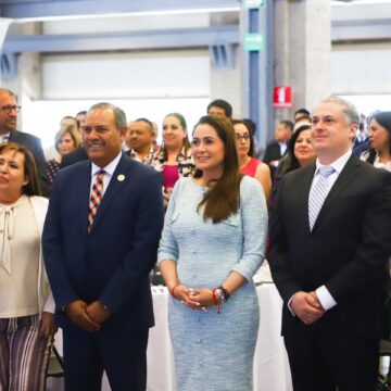 RECONOCE TERE JIMÉNEZ A LAS EDUCADORAS DE AGUASCALIENTES