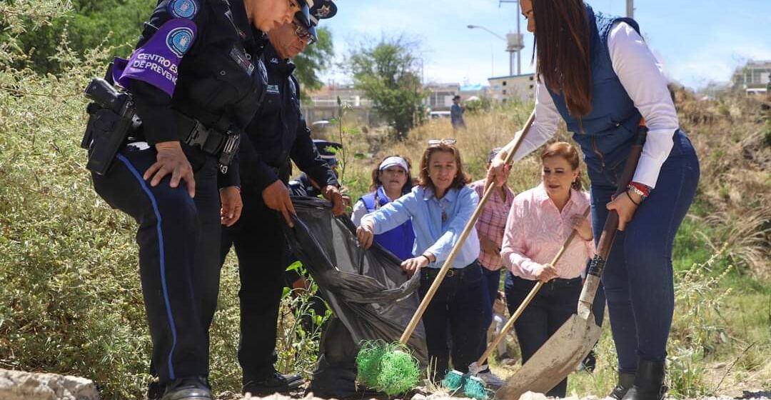 EN GIRA DE TRABAJO POR SAN PANCHO, TERE JIMÉNEZ REITERA SU COMPROMISO DE TRABAJAR POR LA CIUDADANÍA