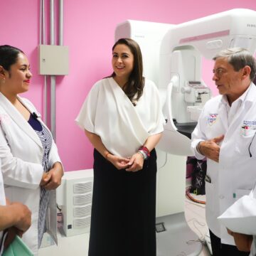 ENTREGA TERE JIMÉNEZ NUEVO MASTÓGRAFO AL HOSPITAL GENERAL DE RINCÓN DE ROMOS