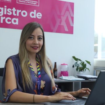 INVITA TERE JIMÉNEZ A EMPRENDEDORES A ACCEDER A LOS APOYOS PARA REGISTRAR SU MARCA A BAJO COSTO