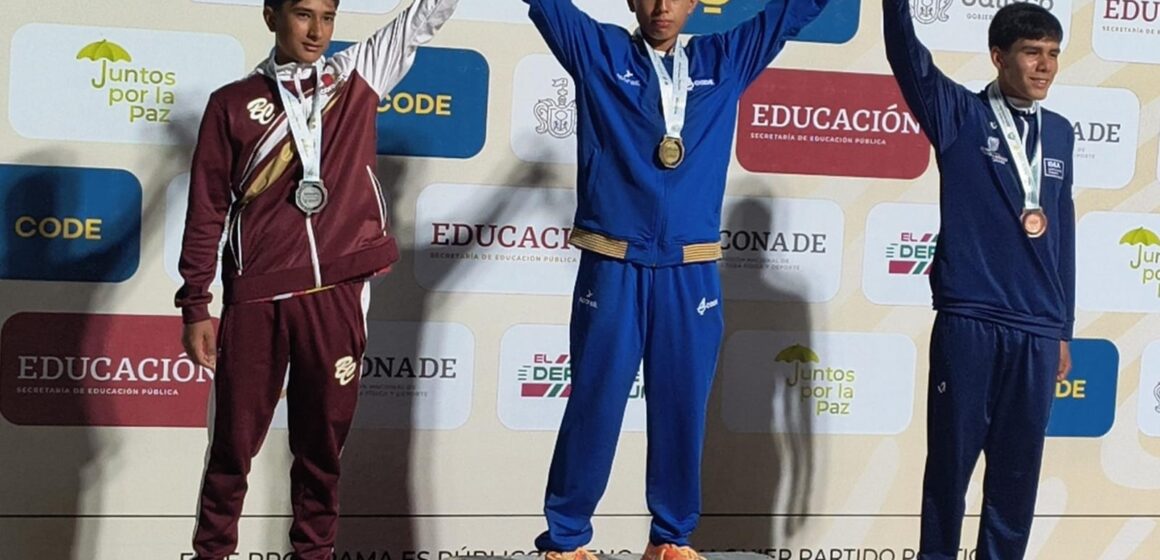 ATLETAS DE AGUASCALIENTES OBTIENEN DOS MEDALLAS EN NATACIÓN Y FRONTENIS DURANTE LOS JUEGOS NACIONALES CONADE 2024