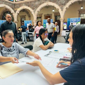 EN EL JUEVES DE BOLSA DE TRABAJO TAMBIÉN ENCONTRARÁS LA OPORTUNIDAD DE ESTUDIAR LA PREPA ABIERTA