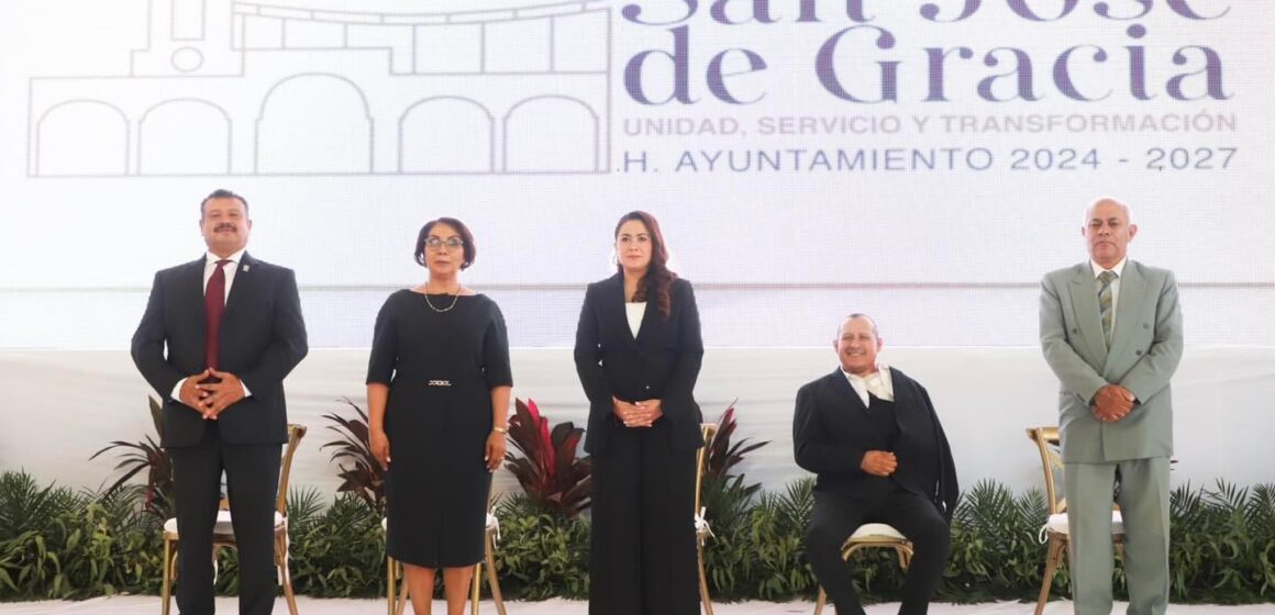 REITERA TERE JIMÉNEZ SU RESPALDO A MUNICIPIOS EN LA TOMA DE PROTESTA DE LAS PRESIDENTAS DE SAN JOSÉ DE GRACIA Y PABELLÓN DE ARTEAGA