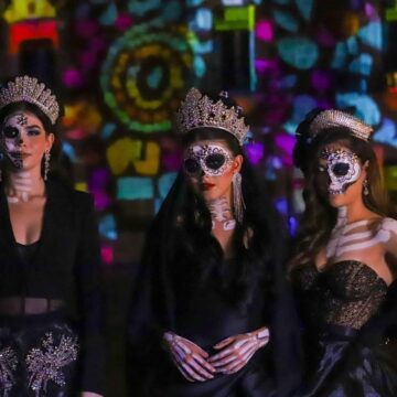 EN UN AMBIENTE DE FIESTA, MILES DE ASISTENTES DISFRUTARON EL TRADICIONAL DESFILE DE CALAVERAS 2024