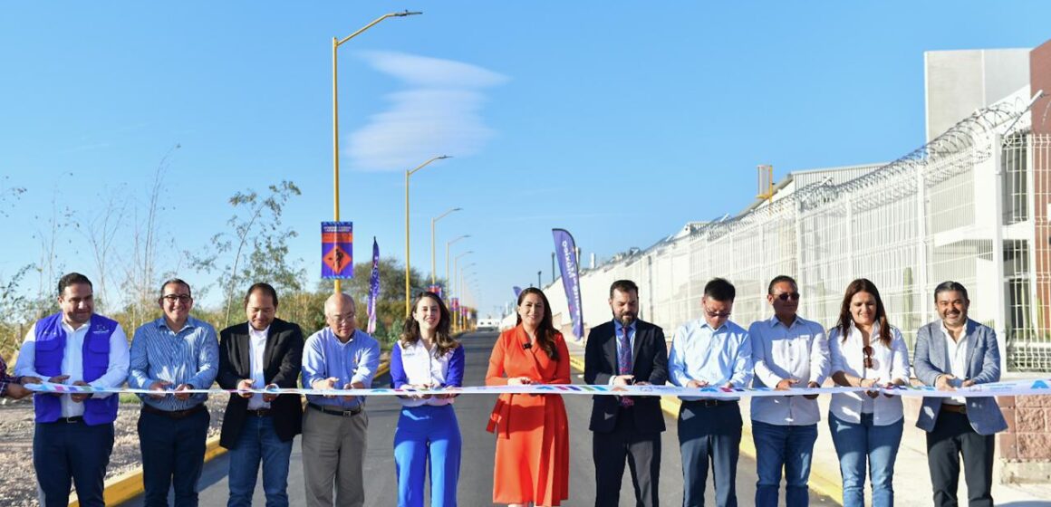 ENTREGA TERE JIMÉNEZ NUEVA VIALIDAD QUE MEJORA EL ACCESO AL PARQUE INDUSTRIAL GIGANTE DE LOS ARELLANO