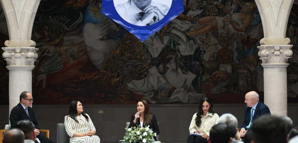 PARTICIPA TERE JIMÉNEZ EN CONFERENCIA DE MIGUEL CARBONELL SOBRE NUEVO MODELO DE JUSTICIA CIVIL Y FAMILIAR