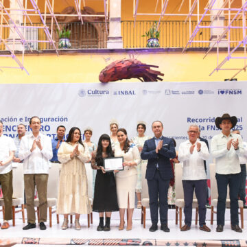 REALIZA TERE JIMÉNEZ EL TRADICIONAL RECORRIDO INAUGURAL EN LA FERIA NACIONAL DE SAN MARCOS 2025