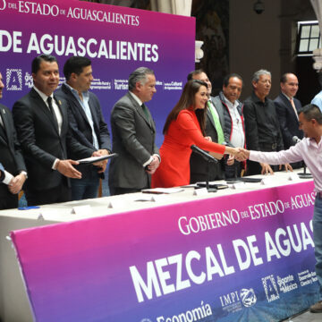 AGUASCALIENTES OBTIENE DENOMINACIÓN DE ORIGEN MEZCAL, ANUNCIA TERE JIMÉNEZ