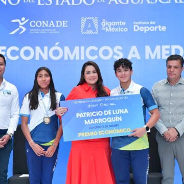 EN RECONOCIMIENTO A SU ESFUERZO, TERE JIMÉNEZ ENTREGA ESTÍMULOS ECONÓMICOS A 232 MEDALLISTAS