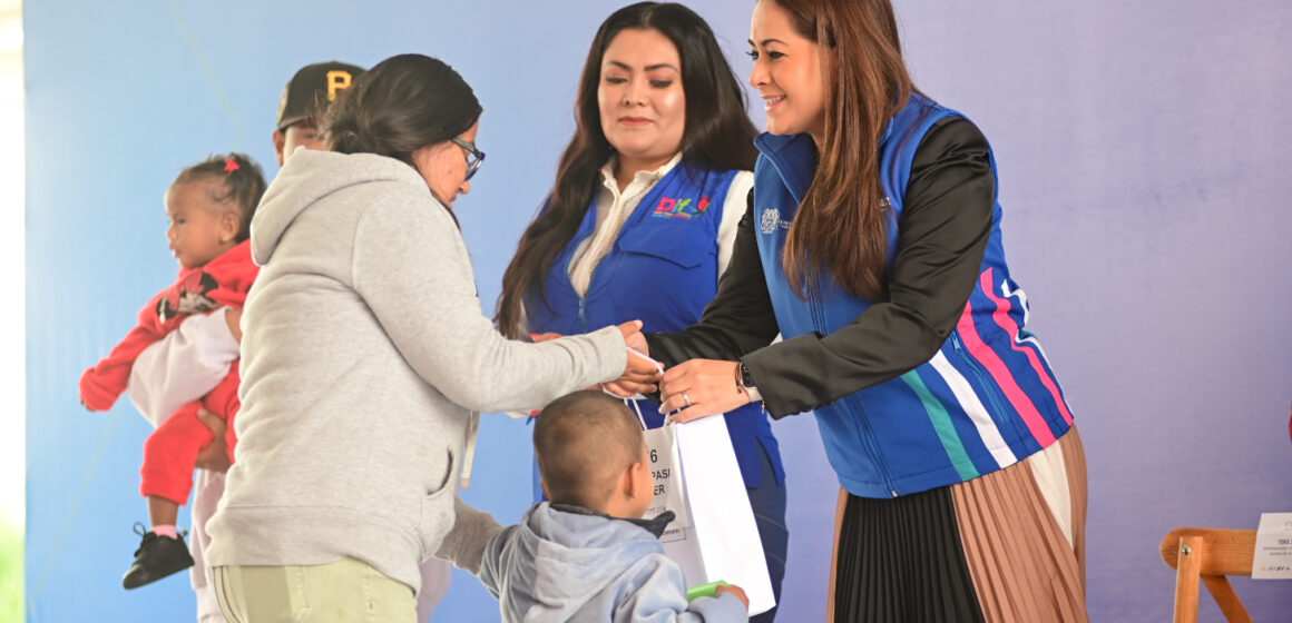 TERE Y AURORA JIMÉNEZ TRANSFORMAN VIDAS CON ENTREGA DE 170 APARATOS AUDITIVOS