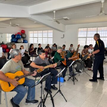 TERE JIMÉNEZ IMPULSA ESPACIOS GRATUITOS DE RECREACIÓN Y CUIDADO PARA ADULTOS MAYORES 