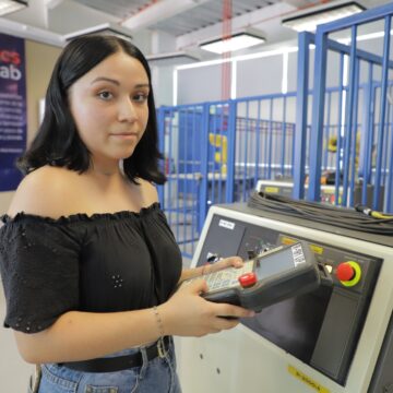 UNIVERSITARIOS PODRÁN OBTENER UNA BECA QUE CUBRA EL CIEN POR CIENTO DE SU CARRERA