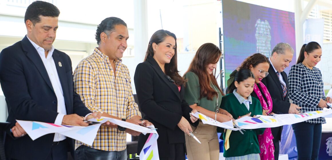 ENTREGA TERE JIMÉNEZ NUEVA SECUNDARIA Y JARDÍN DE NIÑOS EN VILLA DE LAS NORIAS