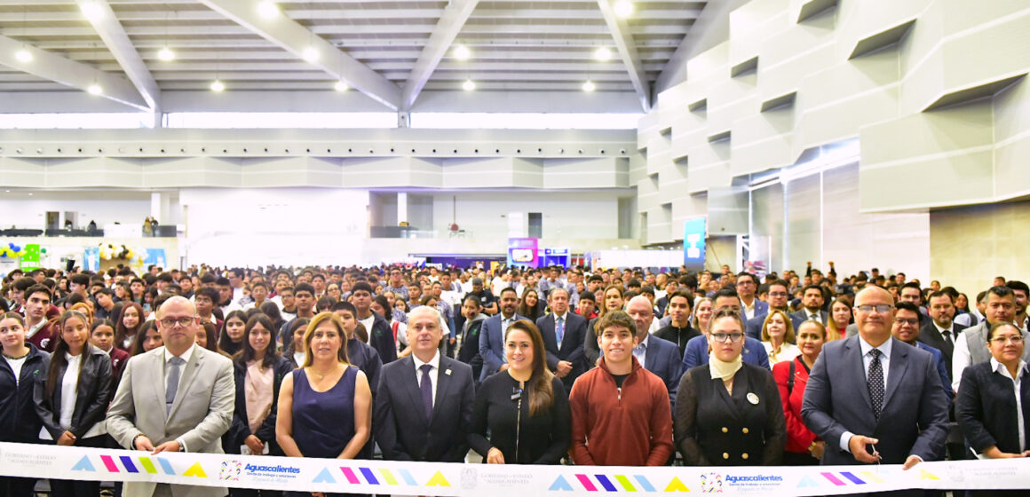 IMPULSA TERE JIMÉNEZ EL TALENTO DE LAS Y LOS JÓVENES DE AGUASCALIENTES EN FORO ESTATAL DE EMPRENDIMIENTO