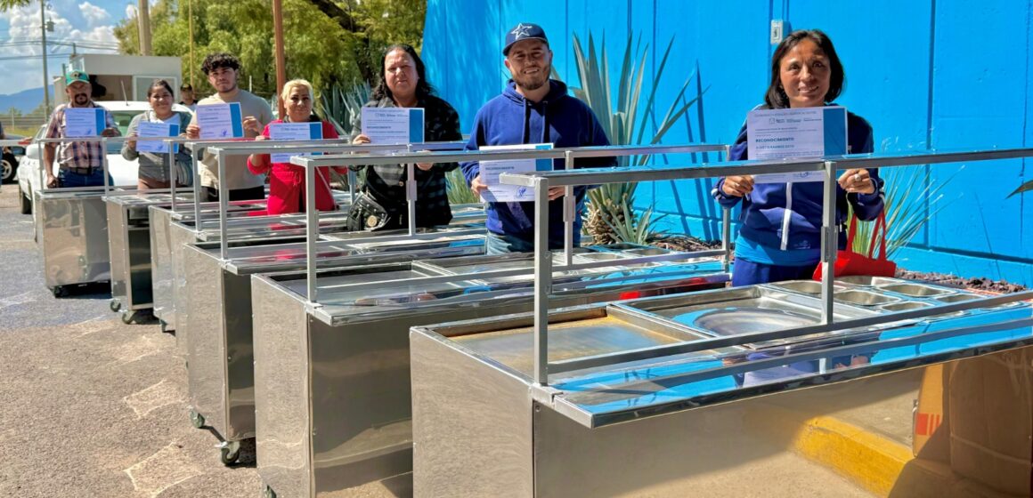 GOBIERNO DEL ESTADO APOYA A FAMILIAS DE AGUASCALIENTES CON EQUIPO Y CAPACITACIÓN PARA INICIAR SUS PROPIOS NEGOCIOS
