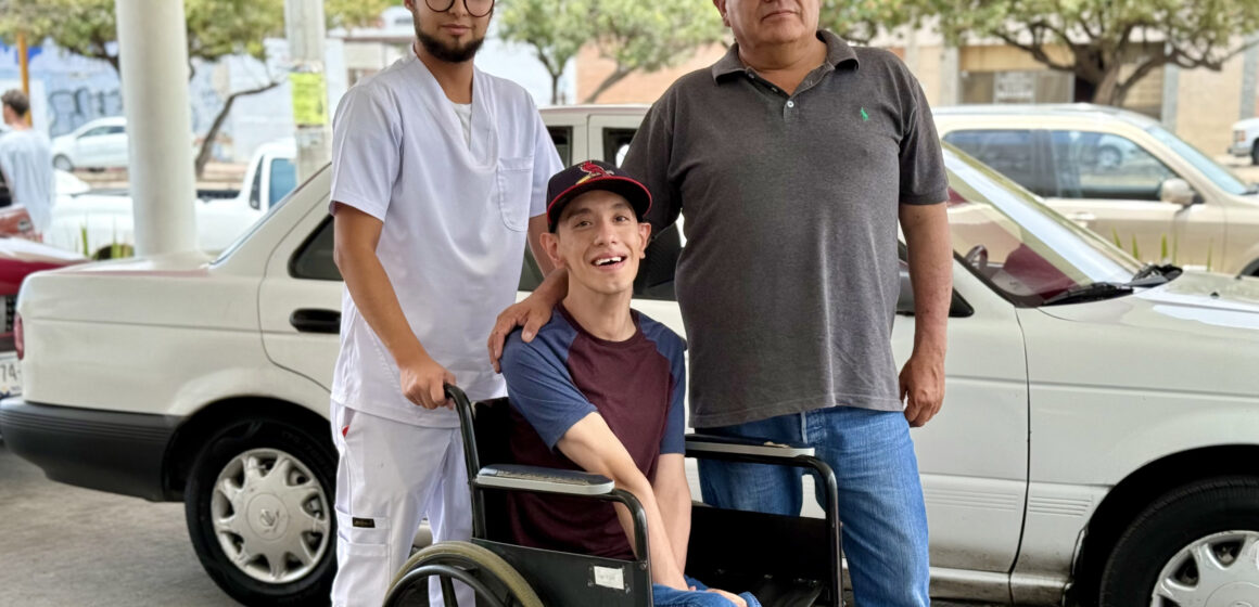 DIF ESTATAL APOYA CON TRASLADOS GRATUITOS A PERSONAS CON DISCAPACIDAD Y ENFERMEDADES CRÓNICAS