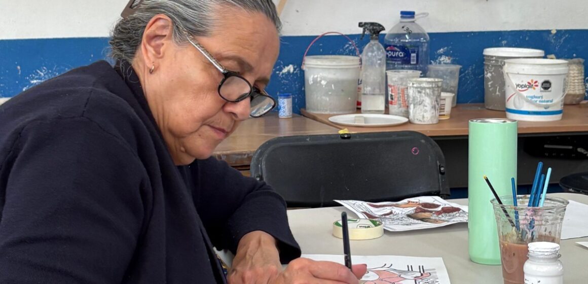 LA ESTANCIA DE DÍA OLIVARES SANTANA INVITA A ADULTOS MAYORES A SUS CLASES GRATUITAS DE PINTURA