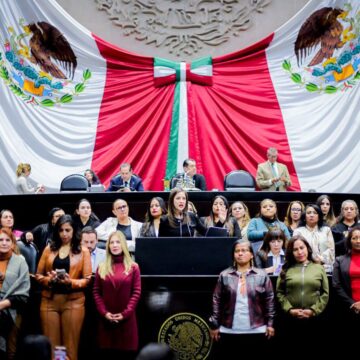 APRUEBAN DIPUTADOS INICIATIVA DE ANAYELI MUÑOZ PARA SANCIONAR AGRESORES DE MUJERES QUE SON FUNCIONARIOS PÚBLICOS