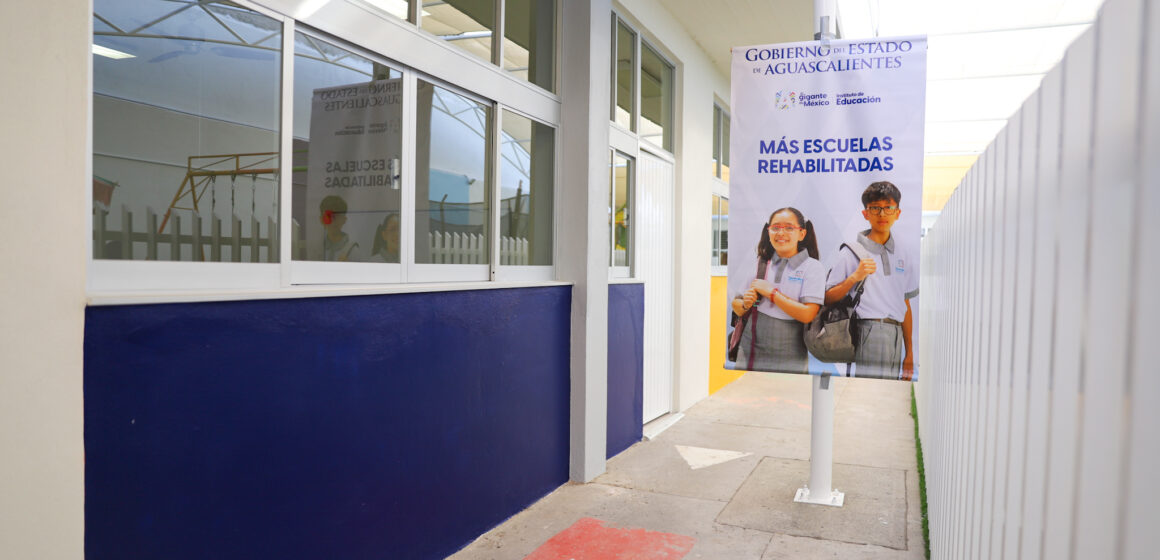 TERE JIMÉNEZ ENTREGÓ OBRAS DE INFRAESTRUCTURA EDUCATIVA EN EL JARDÍN DE NIÑOS VICENTA TRUJILLO