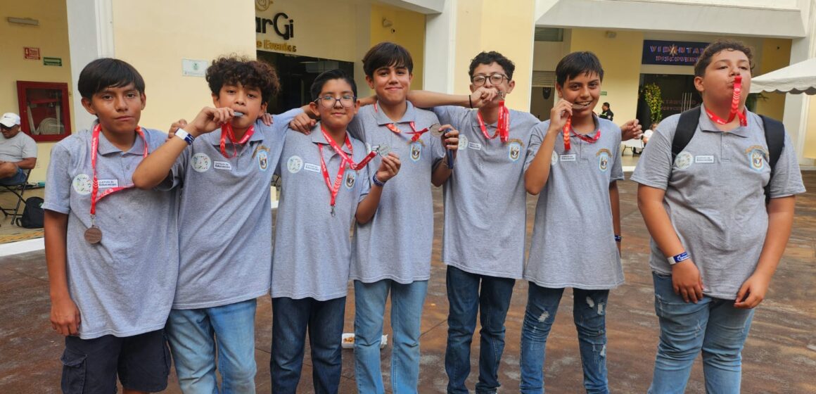 ESTUDIANTES DE AGUASCALIENTES OBTIENEN SU PASE AL MUNDIAL DE ROBÓTICA 2026 EN JAPÓN