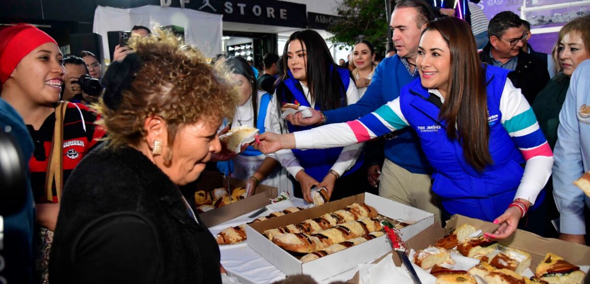DIF ESTATAL Y PANADEROS DE AGUASCALIENTES INVITAN A LA TRADICIONAL ROSCA DE REYES GIGANTE