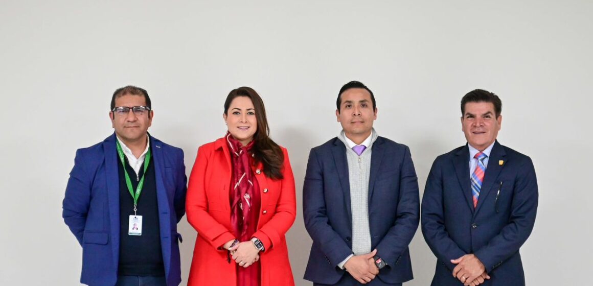 TERE JIMÉNEZ SE REÚNE CON EL GERENTE DIVISIONAL DE DISTRIBUCIÓN BAJÍO DE LA COMISIÓN FEDERAL DE ELECTRICIDAD, GILBERTO CUAUTLE ROSALES