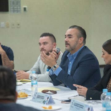 𝐈MPULSAN ESTRATEGIAS PARA FORTALECER EL ENOTURISMO EN AGUASCALIENTES