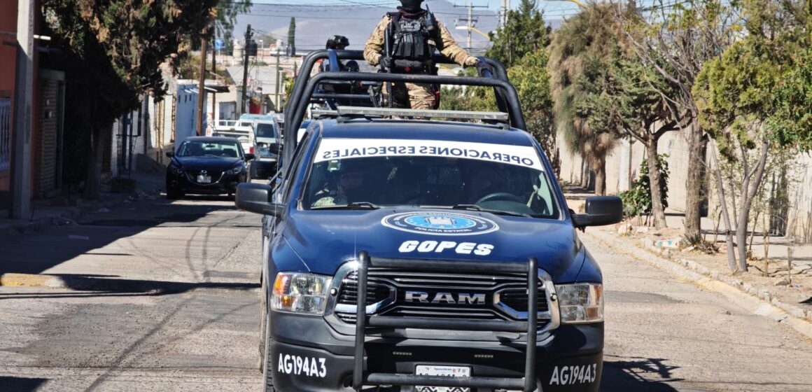 REFUERZAN SEGURIDAD EN VILLA MONTAÑA CON COMISARÍA MÓVIL Y TORRE DE VIGILANCIA