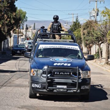 REFUERZAN SEGURIDAD EN VILLA MONTAÑA CON COMISARÍA MÓVIL Y TORRE DE VIGILANCIA REFUERZAN SEGURIDAD EN VILLA MONTAÑA CON COMISARÍA MÓVIL Y TORRE DE VIGILANCIA