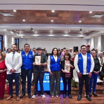 VOLVER A SONREÍR: DIF ESTATAL ENTREGA PRÓTESIS DENTALES A ADULTOS MAYORES