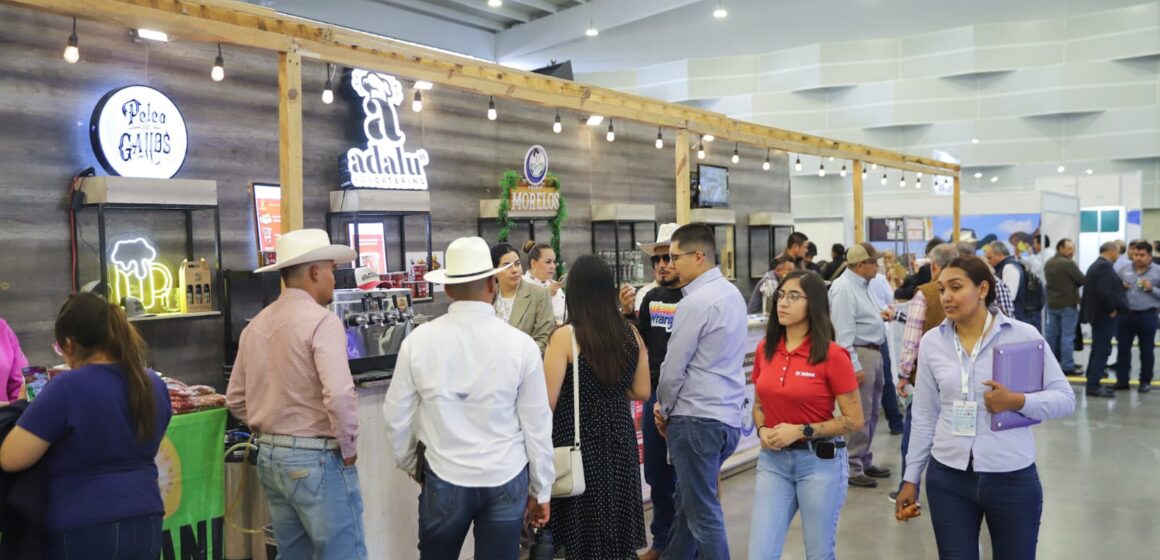 EN FORO INTERNACIONAL RECONOCEN IMPULSO DE TERE JIMÉNEZ A PRODUCTORES LÁCTEOS