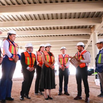 TERE JIMÉNEZ Y ZOÉ ROBLEDO DAN LA BIENVENIDA A 207 NUEVOS ESPECIALISTAS DEL IMSS