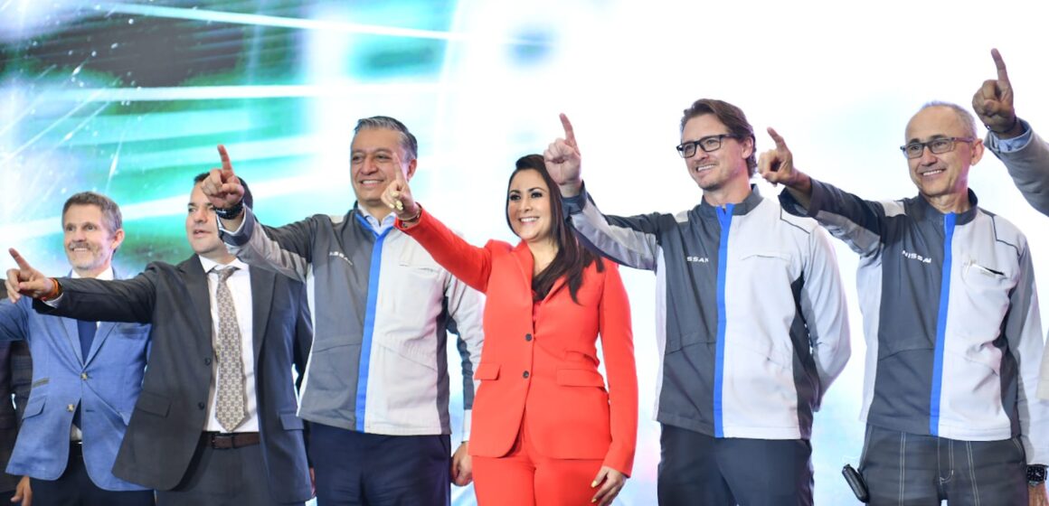 TERE JIMÉNEZ ENCABEZA EL INICIO DE PRODUCCIÓN DE LA NUEVA NISSAN FRONTIER EN AGUASCALIENTES