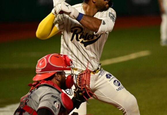 RIELEROS FIRMA REMONTADA ÉPICA Y ASEGURA SU PRIMERA SERIE DE LA TEMPORADA