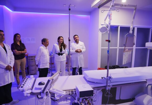 INAUGURA TERE JIMÉNEZ NUEVO EQUIPAMIENTO PARA TRATAR ENFERMEDADES DEL CORAZÓN Y DEL CEREBRO EN EL HOSPITAL HIDALGO