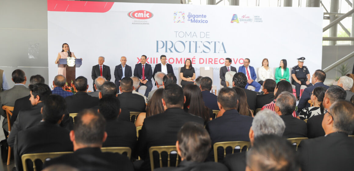 TERE JIMÉNEZ FORTALECE ALIANZA CON CONSTRUCTORES LOCALES PARA IMPULSAR EL DESARROLLO DE AGUASCALIENTES